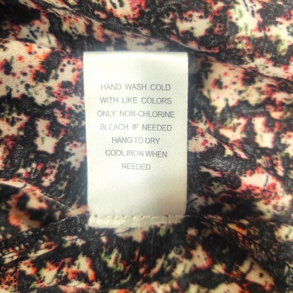 Daniel Rainn Short Pleated Sleeved Black/Red/Pink Floral Blouse - Size M - Picture 9 of 9